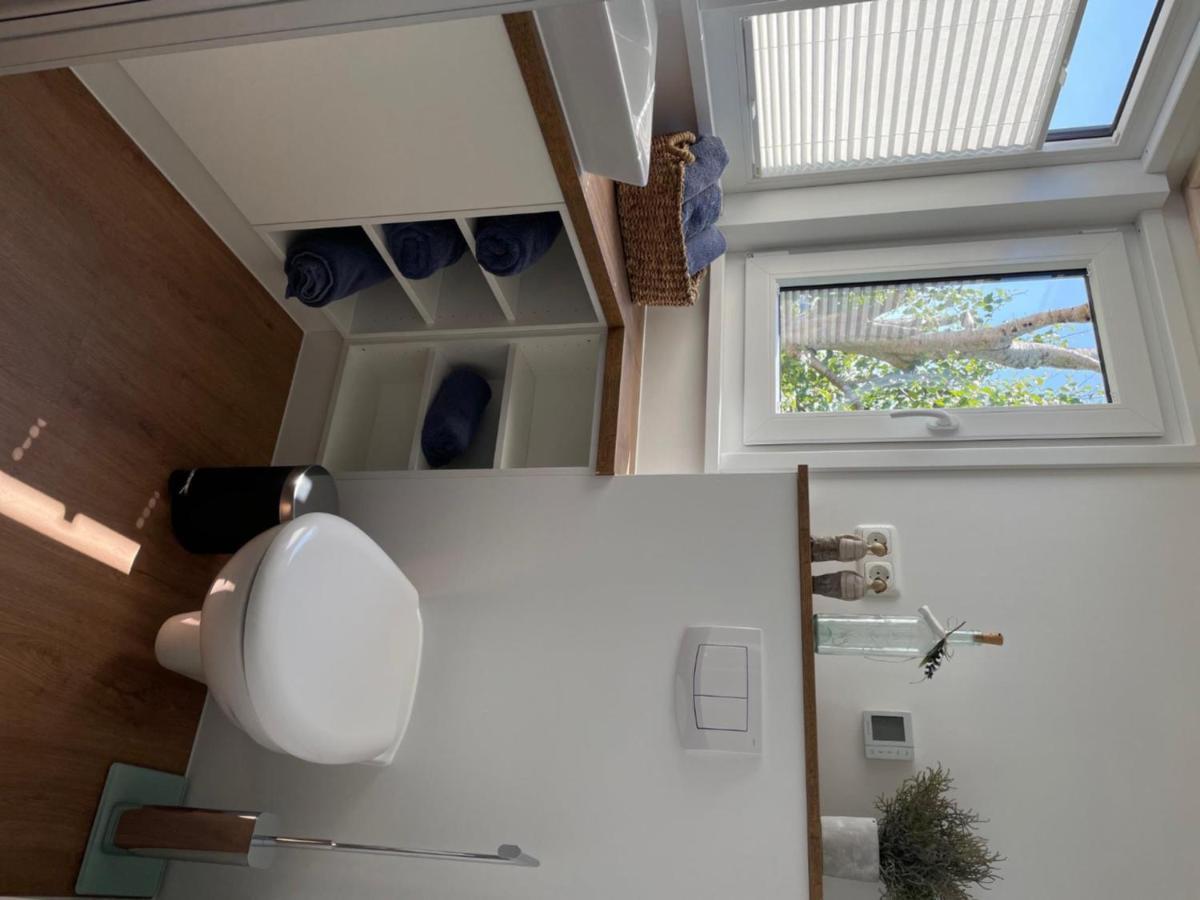 Villa Tiny House Moritz Fedderwardersiel Exterior foto